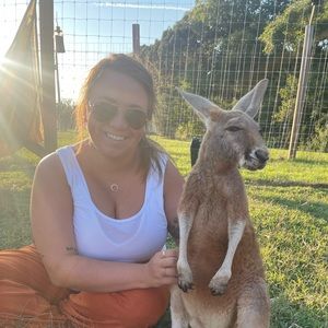 Meet your Posher, Kayla